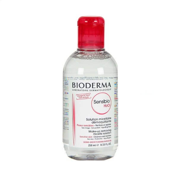 Bioderma Sensibio H20 AR Agua Micelar para el desmaquillado y la limpieza facial de las pieles sensibles con tendencia a las rojeces.