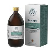 El Depurativo Antártico debe su nombre a un alga particular, Durvillea Antartica, originaria del sur de Chile en una zona cercana a las aguas prístinas de la Antártida. La Durvillea Antartica es la planta más rica en ácido algínico de la naturaleza, una sustancia que puede actuar sobre diversas toxinas de origen interno, como el colesterol, o de origen externo, como los metales pesados, eliminándolas en forma de alginatos. El ácido algínico actúa como una especie de esponja que absorbe estas sustancias nocivas y las expulsa del cuerpo. El Depurativo Antártico contiene muchas otras plantas con acción digestiva drenante y depurativa y puede utilizarse para iniciar diferentes caminos de bienestar: - para mejorar la digestión y combatir el meteorismo; - para ayudar al funcionamiento del hígado; - para mejorar la piel apagada; - para el metabolismo del colesterol y de los triglicéridos.