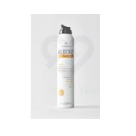 Su fórmula no comedogénica en espuma permite aplicar la fotoprotección de una manera sencilla. Gel texturizado en aire que aporta frescura a la piel. Su formato con dosificador controla la cantidad de producto a aplicar. Cumple las más altas exigencias en materia de fotoprotección. Con Fernblock®+, filtros específicos y activos reparadores y antioxidantes, protege frente a las 4 radiaciones (UVB, UVA, Visible e Infrarrojo), neutraliza y repara el daño solar. Testado bajo control dermatológico y oftalmológico.