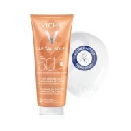 La LECHE SOLAR FAMILIAR SPF 50+ proporciona una protección avanzada de 3 niveles UVA+UVB+UVA LARGO para prevenir los daños solares incluso a nivel de las células de la piel. Impulsada por la tecnología multipatentada Netlock, su fórmula hidrata la piel y forma una película protectora UV avanzada con un acabado invisible. Rostro y cuerpo.