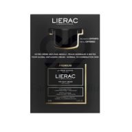 El set de regalo Lierac Premium contiene 1 crema sedosa Lierac Premium (50 ml) y 1 recambio (50 ml). Formulado con un 95 % de ingredientes de origen natural, nutre a la vez que corrige las arrugas, las líneas de expresión, las imperfecciones, la falta de firmeza, luminosidad, elasticidad y densidad. Ideal para pieles maduras, mixtas a grasas, incluso las más sensibles.