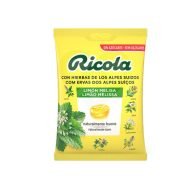 os Caramelos de Limón Melisa de Ricola son una deliciosa y refrescante golosina que combina el sabor cítrico del limón con la frescura de la melisa. Además de ser deliciosos, estos caramelos también tienen un efecto calmante y refrescante en la garganta. Beneficios: Sabor cítrico y refrescante: La combinación del limón y la melisa crea un sabor único y refrescante. Efecto calmante y refrescante: Los caramelos de limón melisa de Ricola son ideales para aliviar la sequedad e irritación de la garganta.
