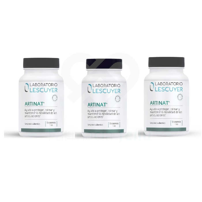 Dos componentes principales del tejido cartilaginoso con acción sinérgica: el sulfato de glucosamina (extraído de las conchas de los crustáceos) y el sulfato de condroitina (extraído de los cartílagos de pescado). Un componente principal de los huesos: la hidroxiapatita (escamas de pescado en polvo) es una auténtica fuente de calcio, mineral indispensable para mantener los huesos en buen estado. Cúrcuma, en forma de extracto concentrado en curcuminoides, ayuda a proteger las articulaciones. Esta planta también ayuda a mantener la movilidad y flexibilidad de las articulaciones y a calmar las articulaciones sensibles. Vitamina C, que contribuye a la formación normal de colágeno y así asegurar una buena función ósea y cartilaginosa. Manganeso, que favorece la formación normal de los tejidos conjuntivos y el mantenimiento de huesos en condiciones normales.