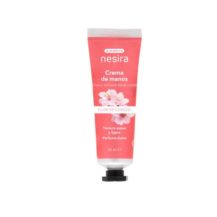 Su fórmula proporciona una hidratación profunda gracias al aceite de almendras dulces y a la manteca de karité. Mejora la elasticidad de la piel mediante una textura suave y ligera y ofrece un agradable aroma floral.