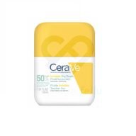 CeraVe Invisible Dry Touch Fluid Sunscreen ofrece una muy alta protección UVA y UVB, además de protección frente a la contaminación, con una textura ligera que querrás usar a diario. Su fórmula con 3 ceramidas esenciales y niacinamida ayuda a proteger la barrera cutánea mientras proporciona control del exceso de grasa y los brillos durante 12 horas, para una piel protegida y con un acabado mate durante todo el día. Su textura ultraligera, transpirable y de rápida absorción se integra fácilmente en la rutina diaria. Es apta para usar bajo el maquillaje y no comedogénica, ideal para todo tipo de pieles.