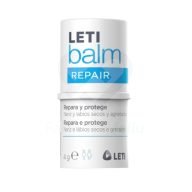 Calma, regenera y repara los labios secos y agrietados así como las irritaciones causadas al sonarse con su acción reparadora intensa, emoliente, hidratante y protectora. Reduce grietas, descamación, irritación y tirantez e incrementa elasticidad y protección frente a agentes externos.